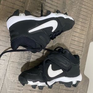 Kids Nike Huarache Baseball Cleats